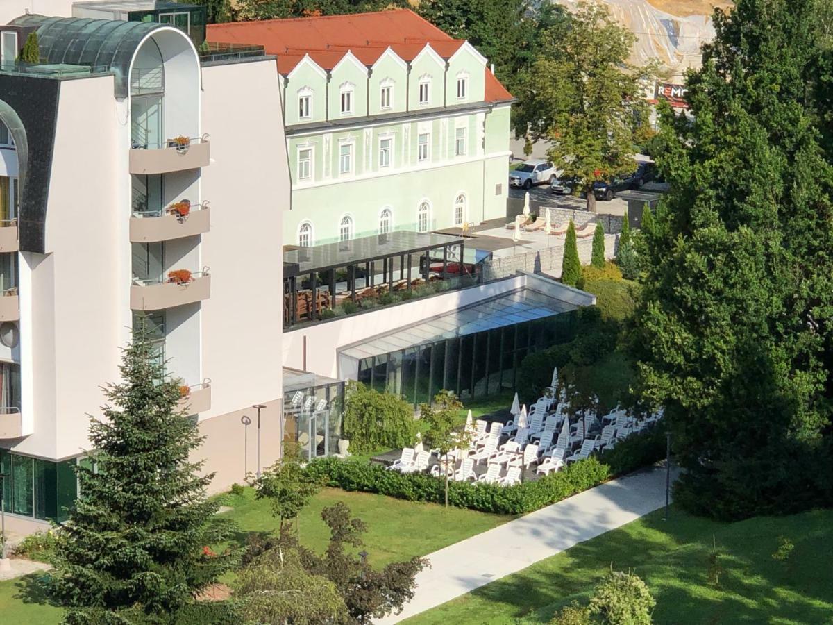 רוגאסקה סלאטינה Apartment Vilapark 14 מראה חיצוני תמונה